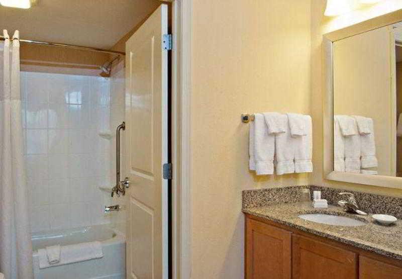 Residence Inn Mt. Laurel At Bishop'S Gate Mount Laurel Exterior foto